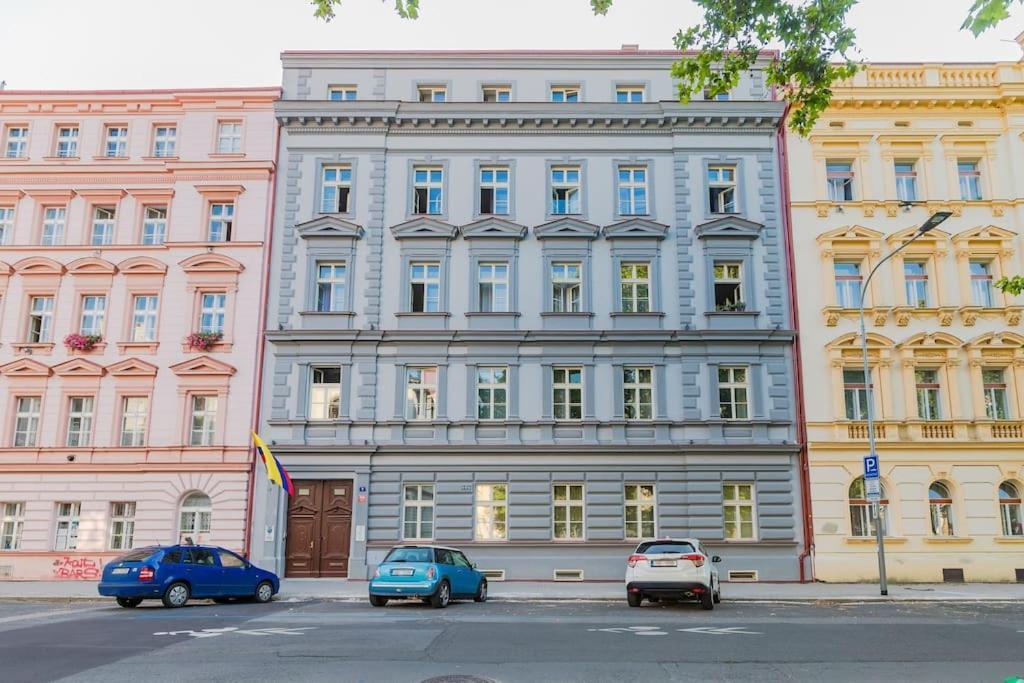 Cozy Quiet New Apartment In Karlin Square 布拉格 外观 照片
